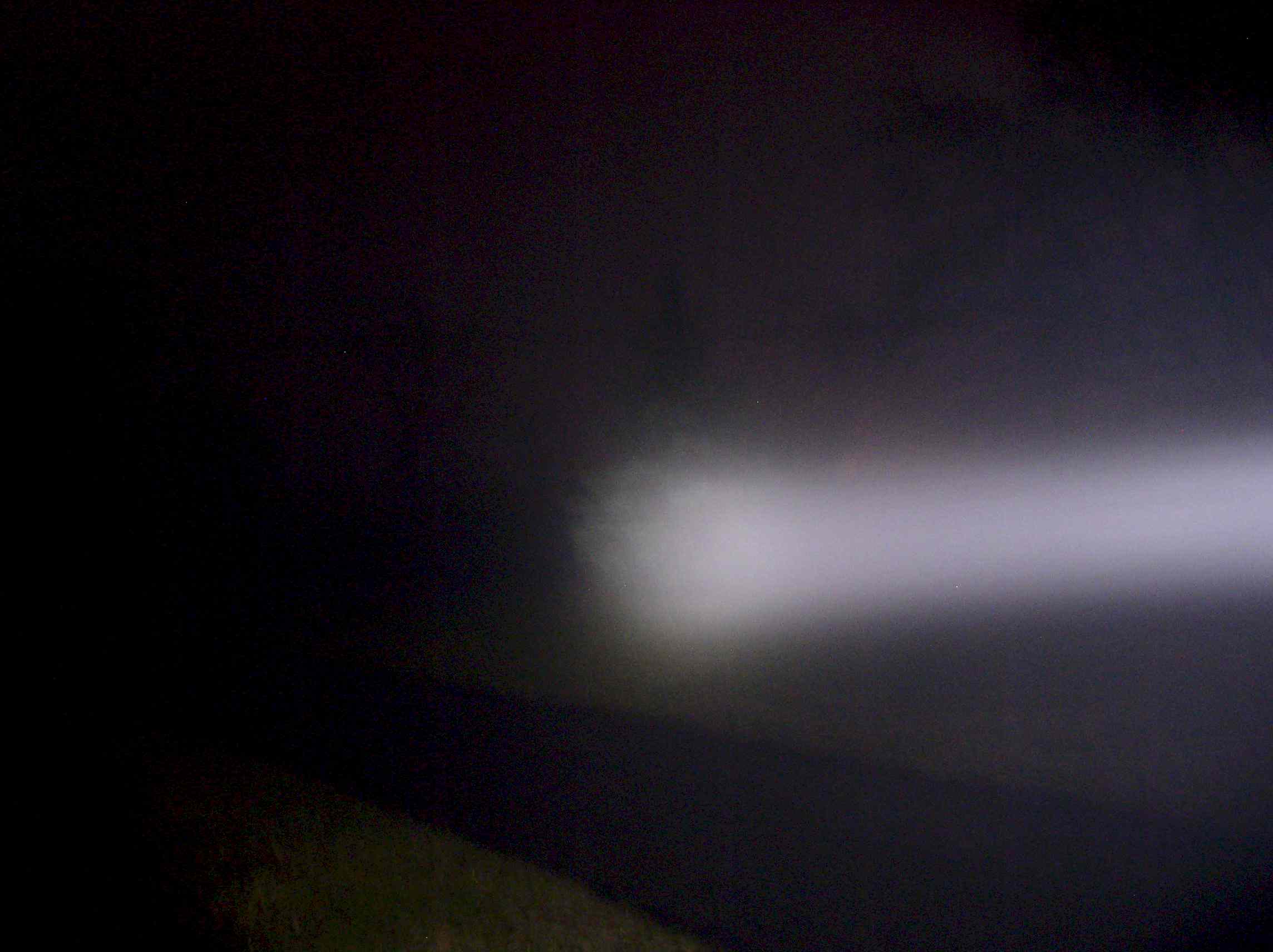 Fenix LD10 turbo mode beam shot
