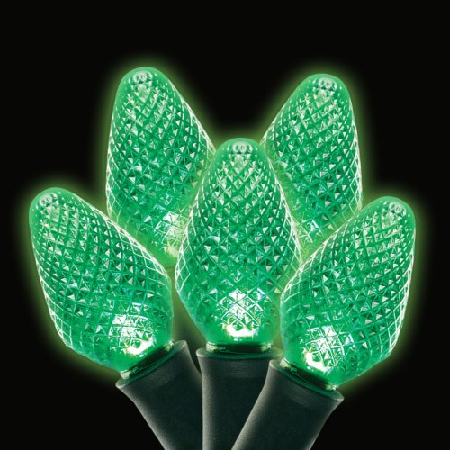 C7 LED 25L 8 Inch Spacing Strand Green